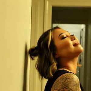 Meet your Posher, Jasmine